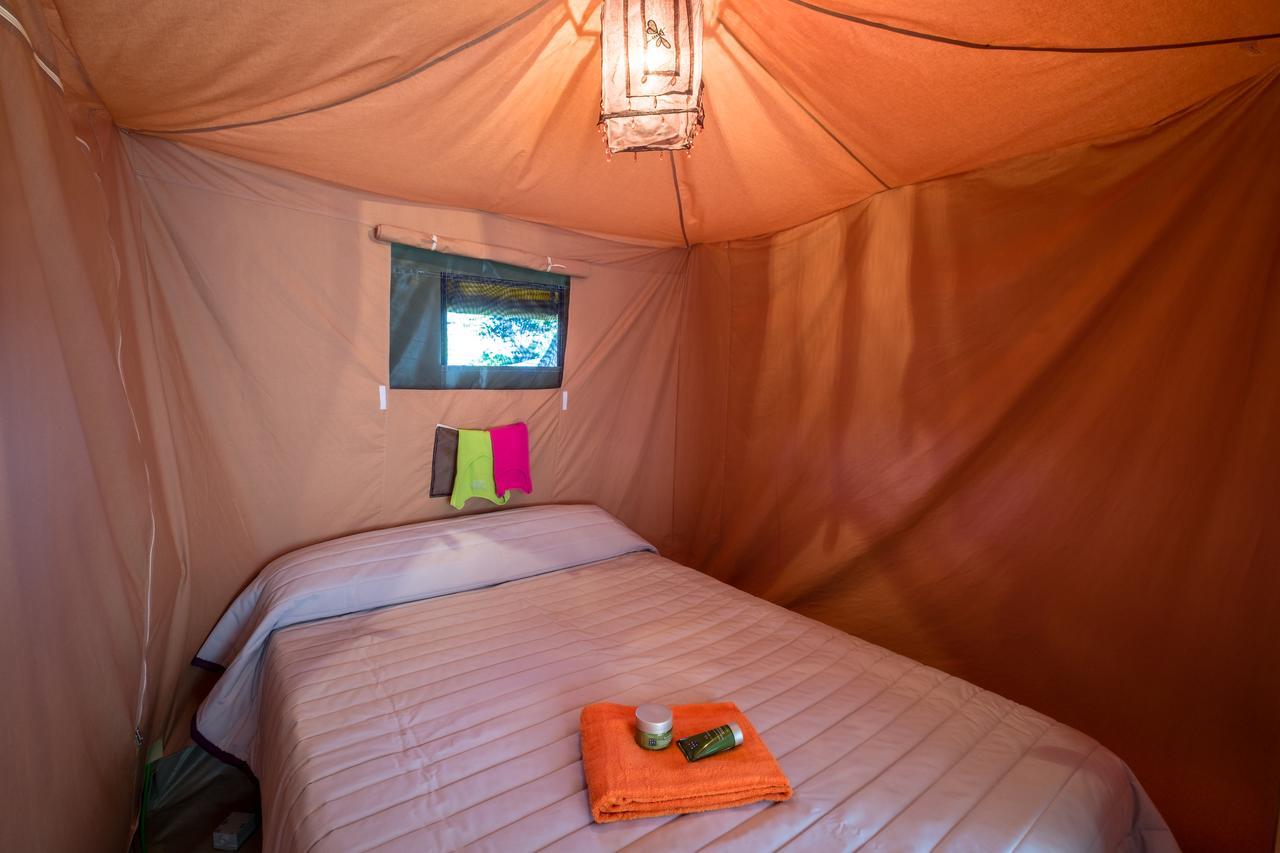 Camping Estival Torre De La Mora Tamarit Exteriör bild
